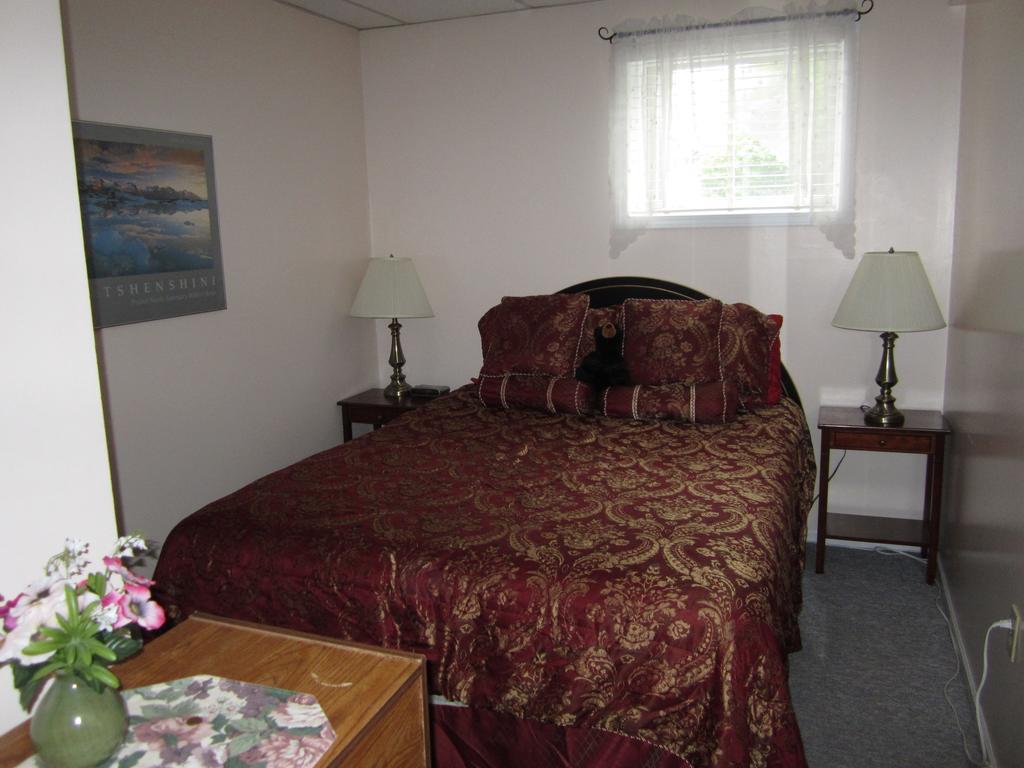 Casey'S Bed & Breakfast Whitehorse Kamer foto